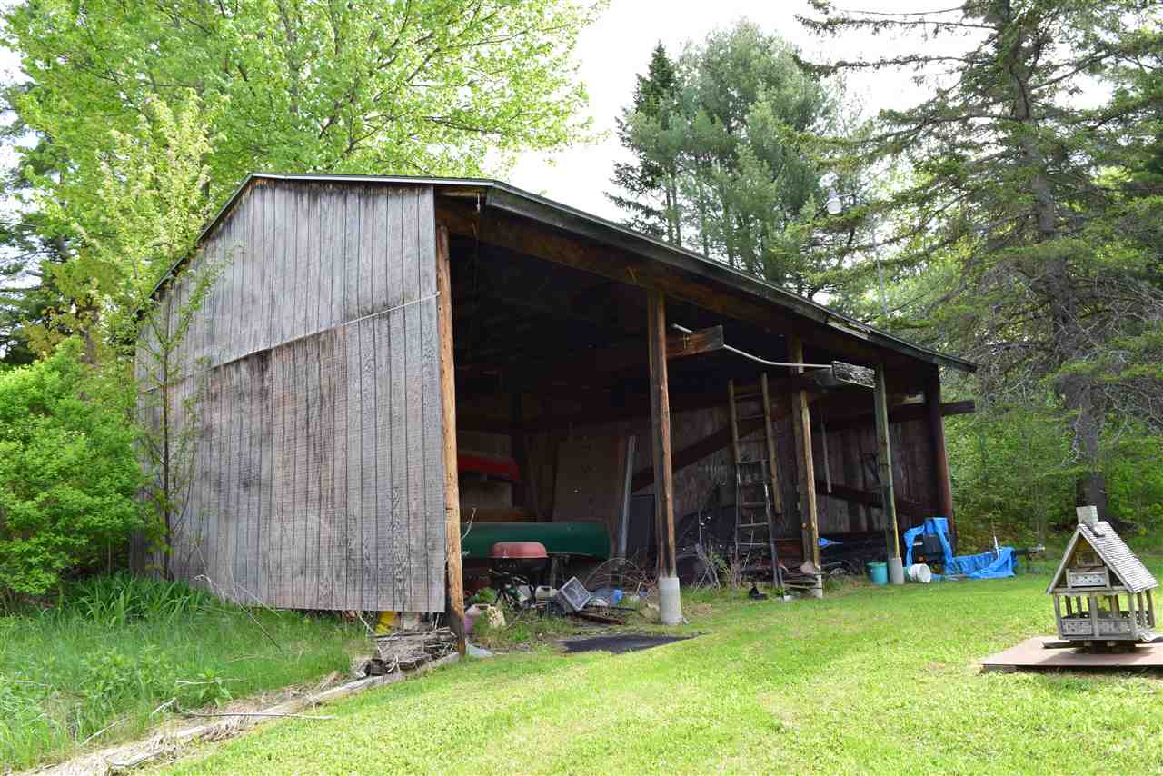 914 Jefferson Road Whitefield, NH 03598 - Photo 3 of 34