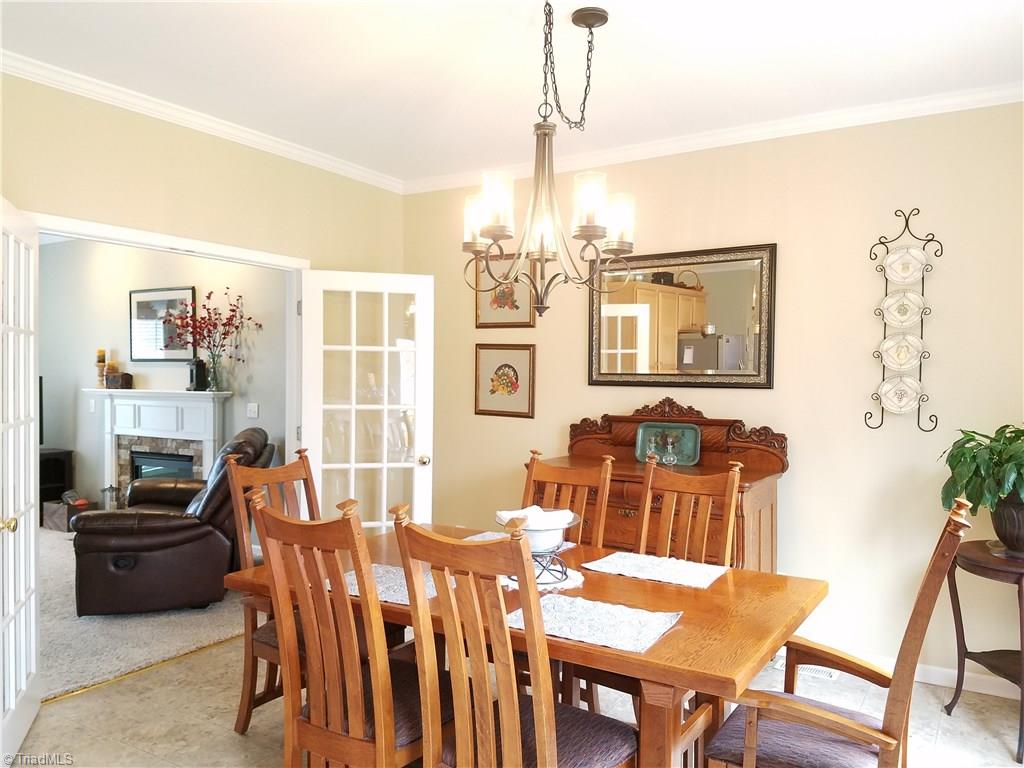7822 Wilson Farm Road Summerfield, NC 27358 - Photo 18 of 30 Eat-in kitchen