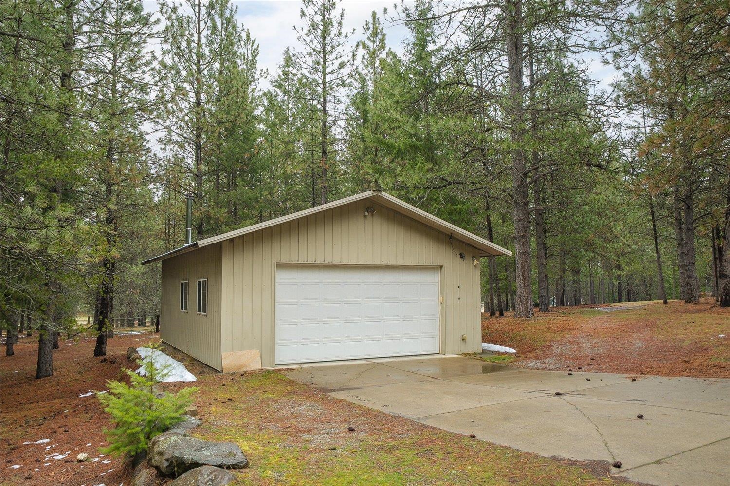 23216 East Morris Road Newman Lake, WA 99025 - Photo 29 of 50