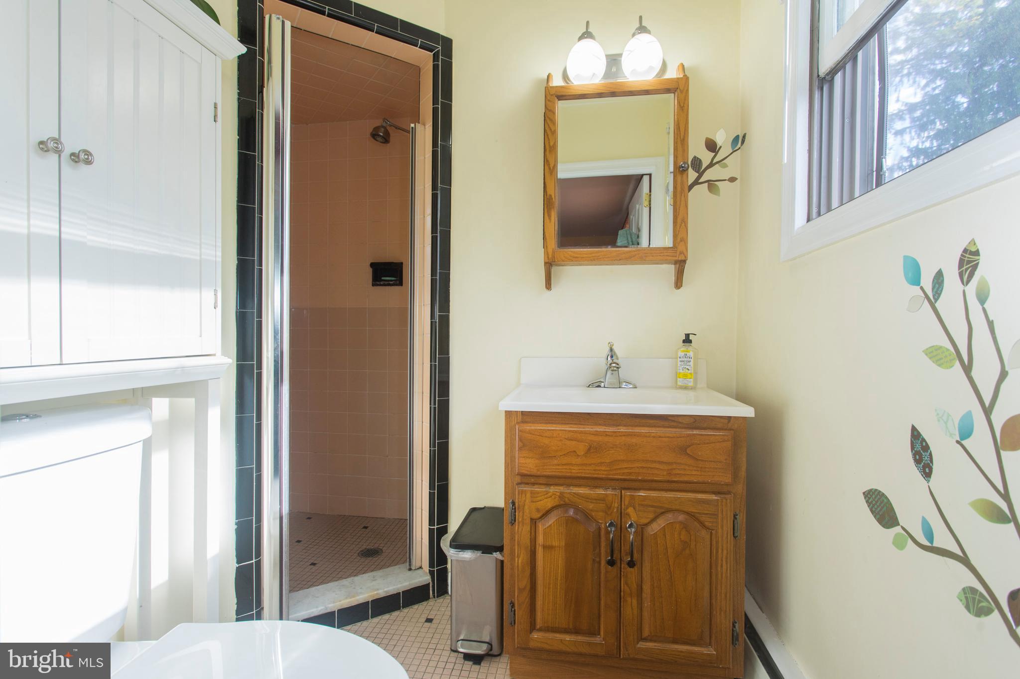 111 Richard Road Aston, PA 19014 - Photo 10 of 36
