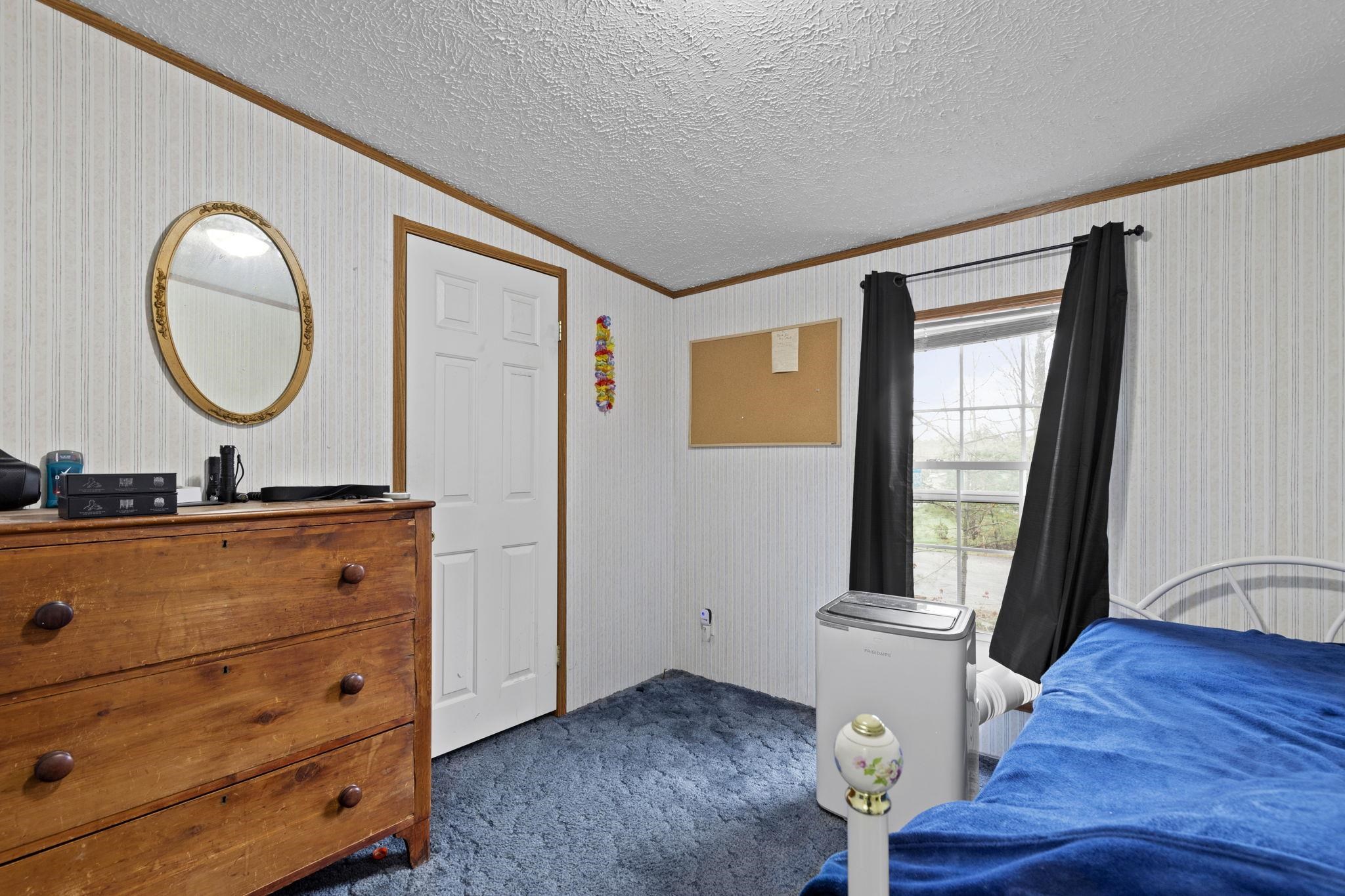 3 Highview Circle Raymond, NH 03077 - Photo 17 of 34