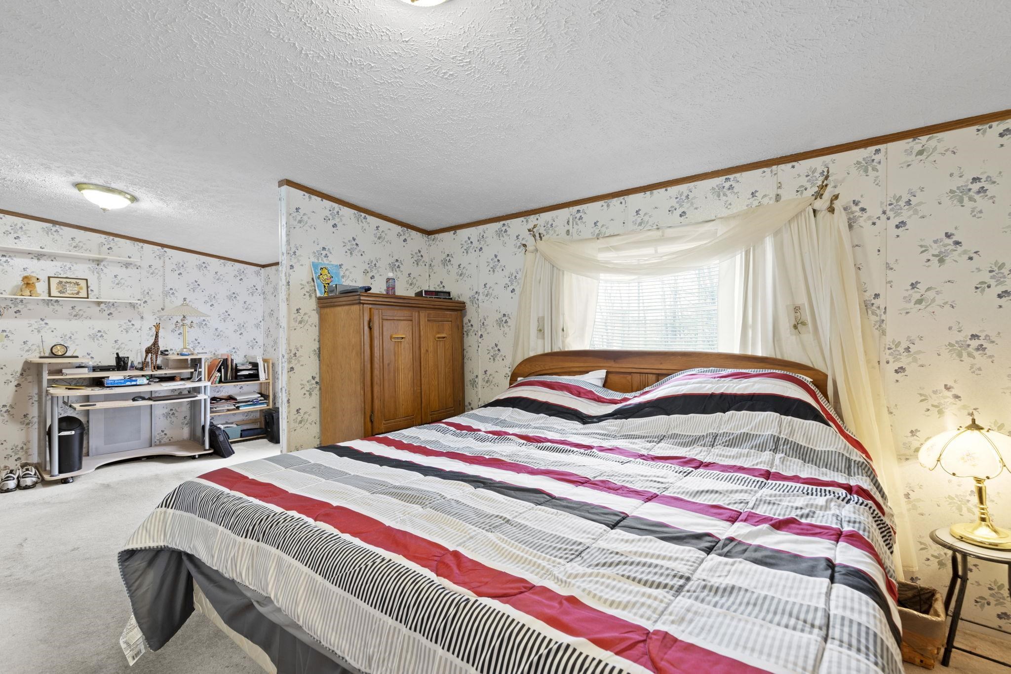 3 Highview Circle Raymond, NH 03077 - Photo 22 of 34