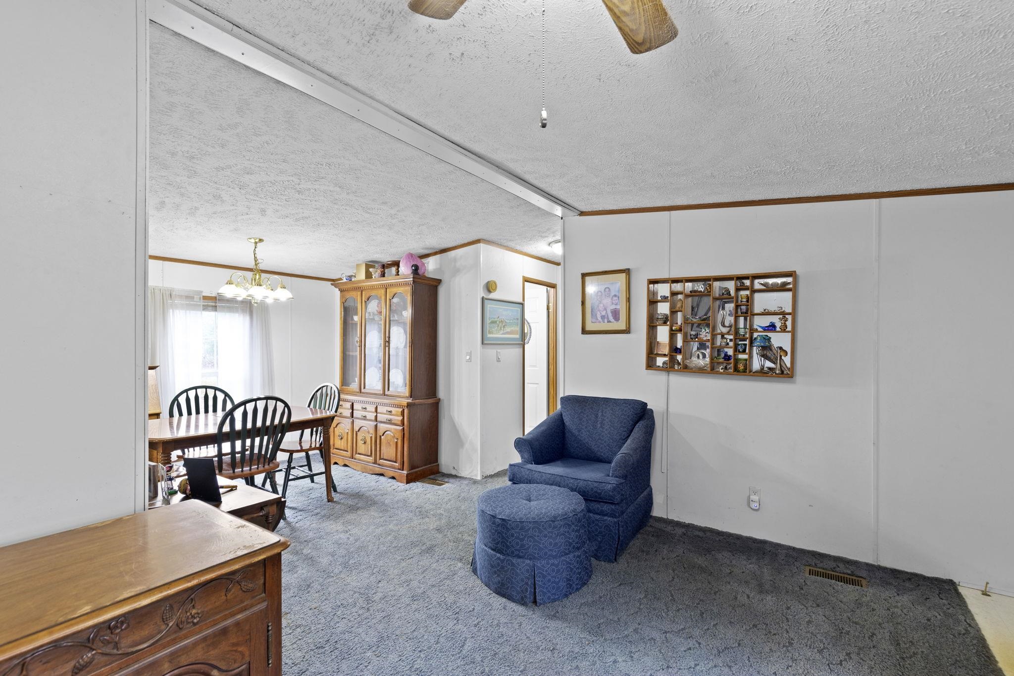 3 Highview Circle Raymond, NH 03077 - Photo 10 of 34