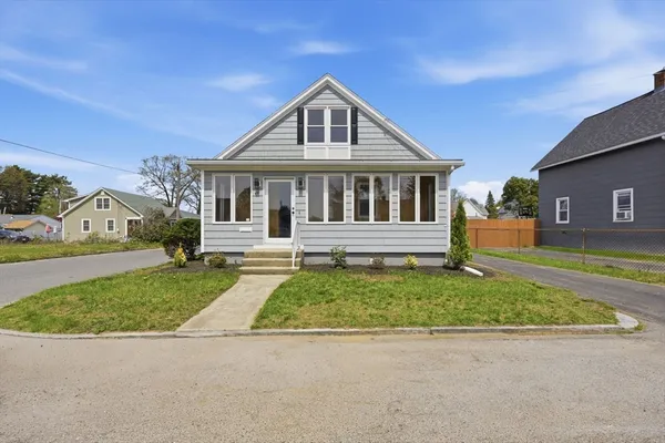 $320,000 | 44 Frontenac Street, Springfield, MA 01151