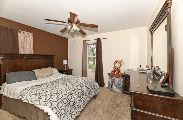 $274,900 | 2721 South 76th Street, West Allis, WI 53219