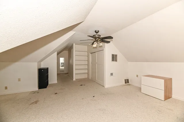 $274,900 | 2721 South 76th Street, West Allis, WI 53219