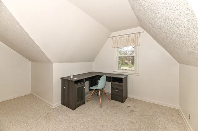 $274,900 | 2721 South 76th Street, West Allis, WI 53219