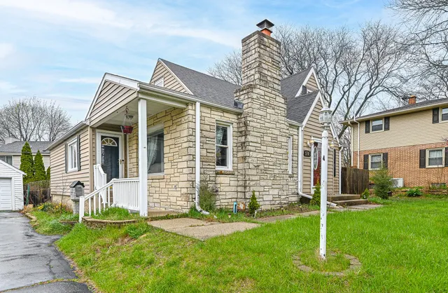 $274,900 | 2721 South 76th Street, West Allis, WI 53219