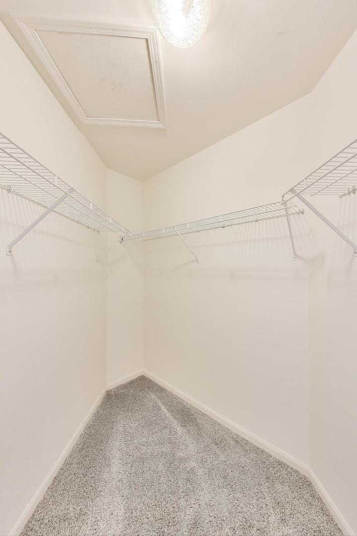 914 Prospect Court, Unit 914 Naperville, IL 60540 - Photo 19 of 38 a view of a room