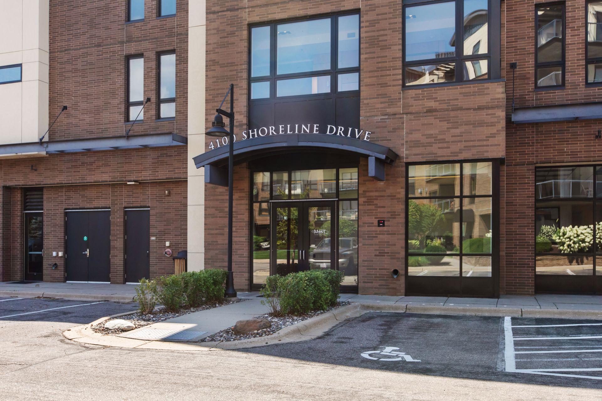 4100 Shoreline Drive, Unit S205 Spring Park, MN 55384 - Photo 39 of 54
