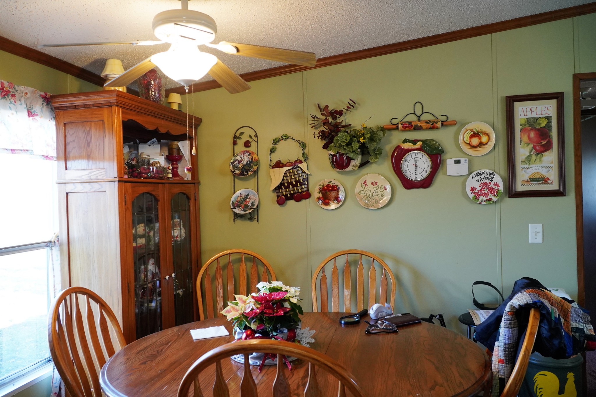 680 Howell Hill Road Flintville, TN 37335 - Photo 10 of 48 a view of a dining room with furniture and toys