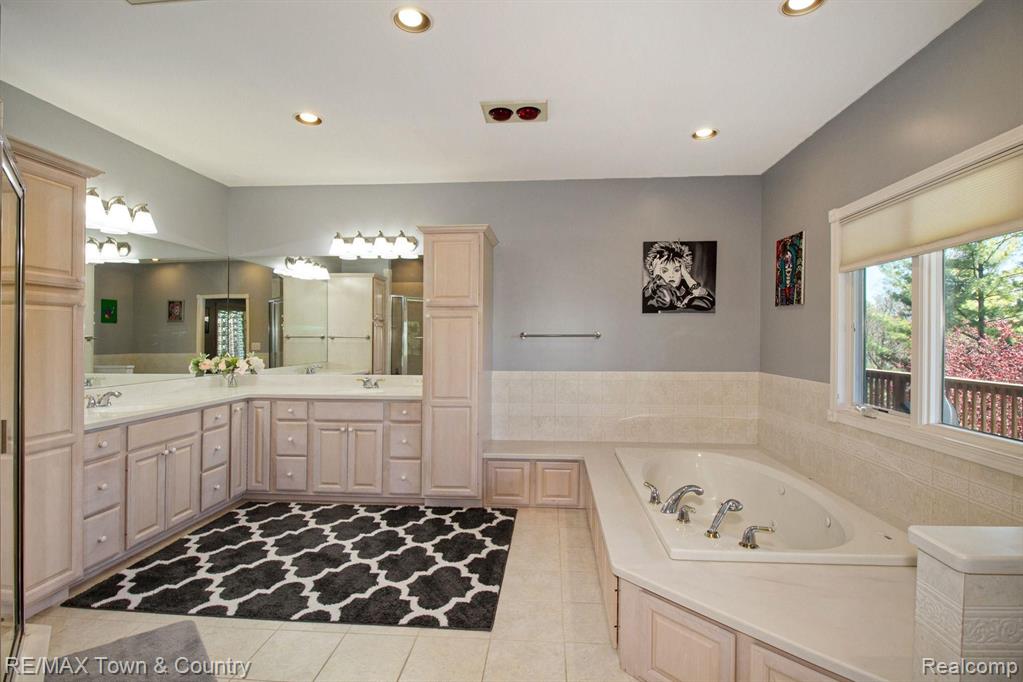 1382 Flushing Road Flushing, MI 48433 - Photo 20 of 43