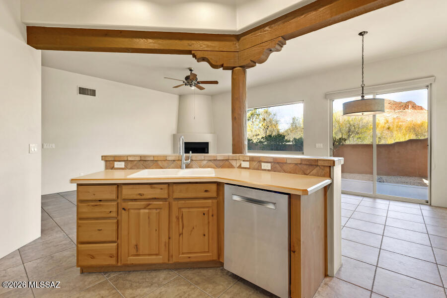 5660 Triangle X Place Tucson, AZ 85713 - Photo 23 of 48 5660 Triangle X Kitchen 1
