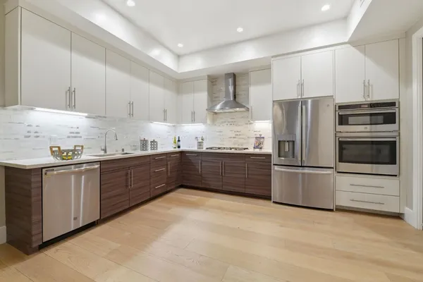 $1,198,500 | 600 El Camino Real, Unit 206, Belmont, CA 94002
