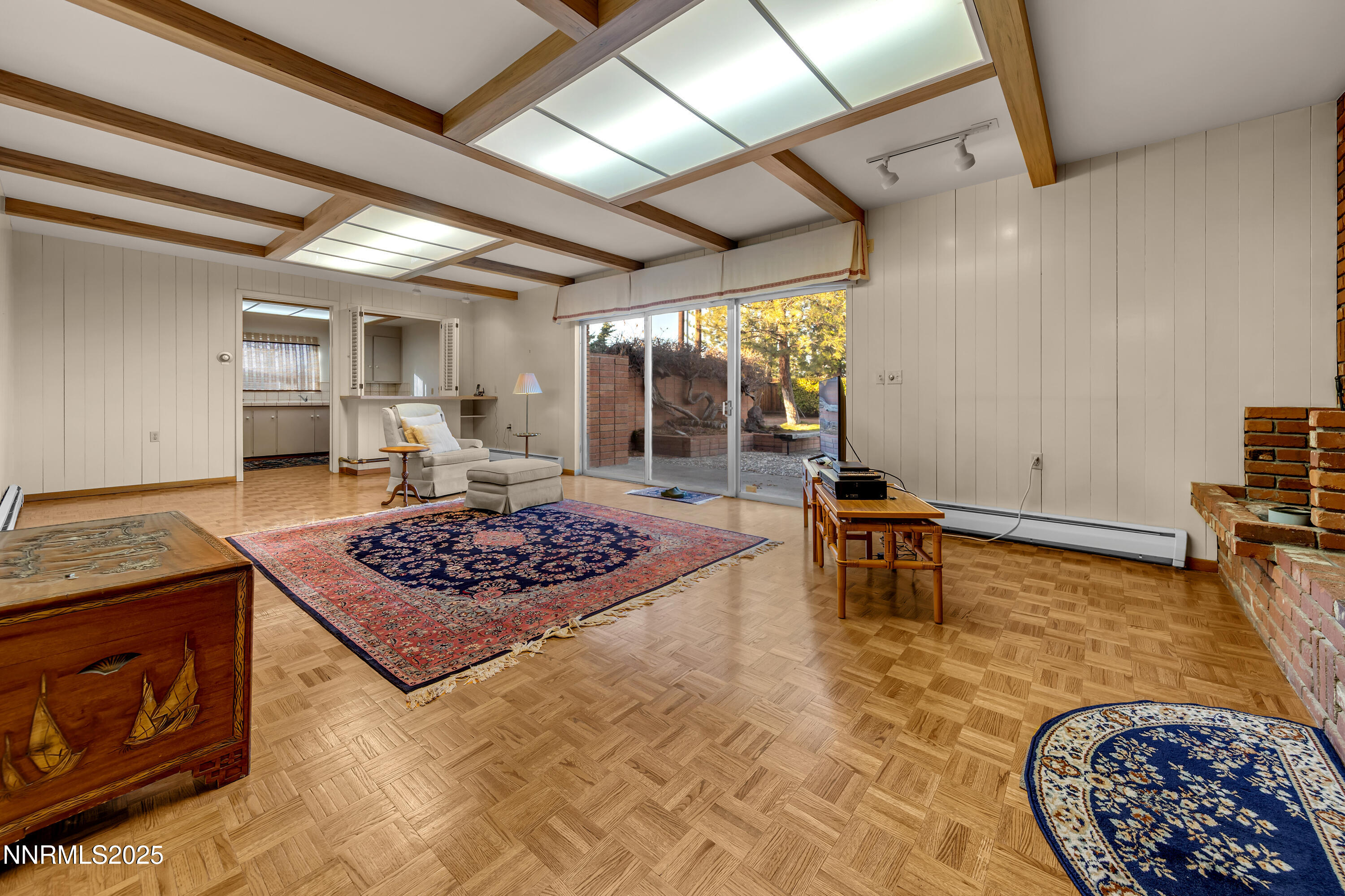 1965 Solari Drive Reno, NV 89509 - Photo 19 of 44 a living room with furniture and a table