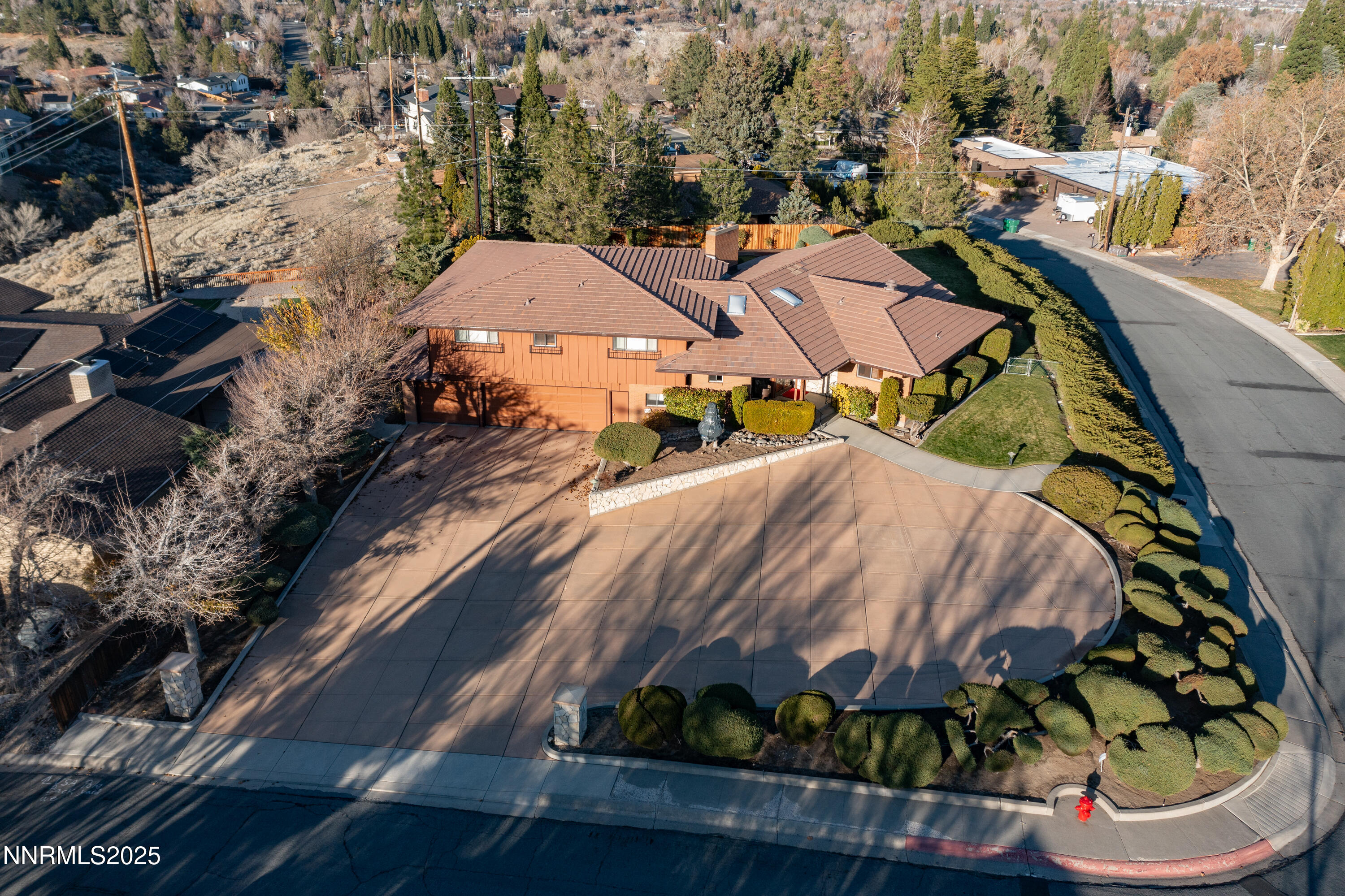 1965 Solari Drive Reno, NV 89509 - Photo 38 of 44