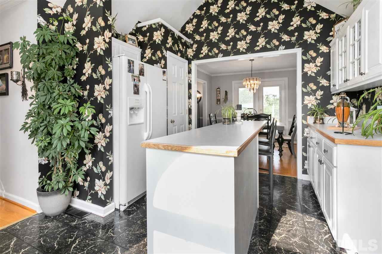 5675 Thom Road Graham, NC 27253 - Photo 6 of 30 Gallery Image 6