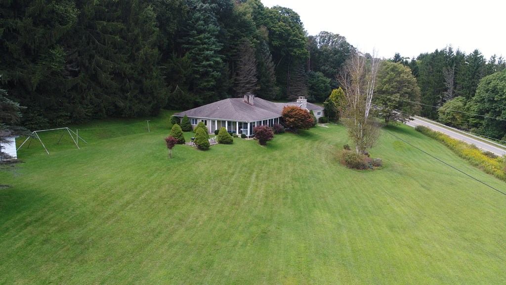 3046 Jackson Center Polk Road Polk, PA 16342 - Photo 8 of 21 Gallery Image 8