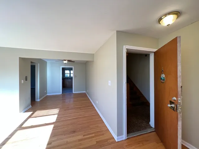 $1,490 | 560 Princeton Street, Unit A2W, Des Plaines, IL 60016