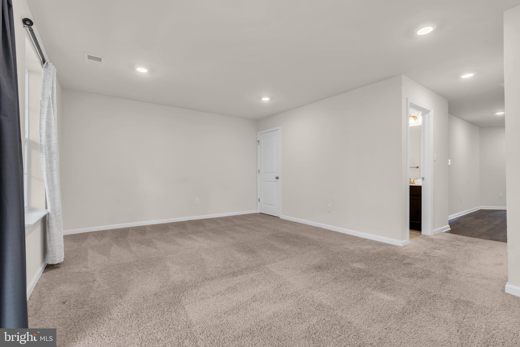 504 East International Road Monroe Township, NJ 08831 - Photo 13 of 37 a view of an empty room