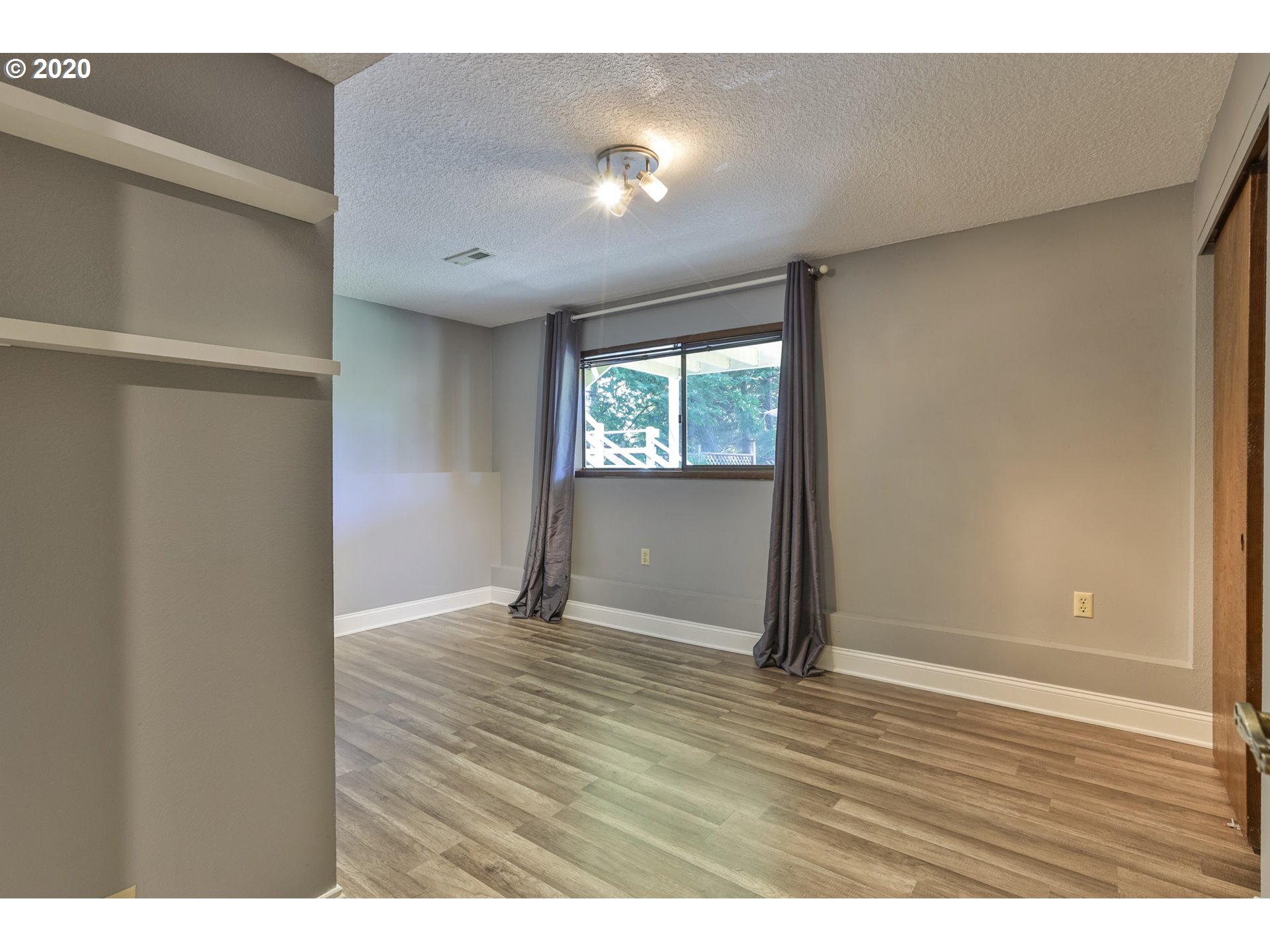 8545 Southwest Sorrento Road Beaverton, OR 97008 - Photo 14 of 26 Gallery Image 14