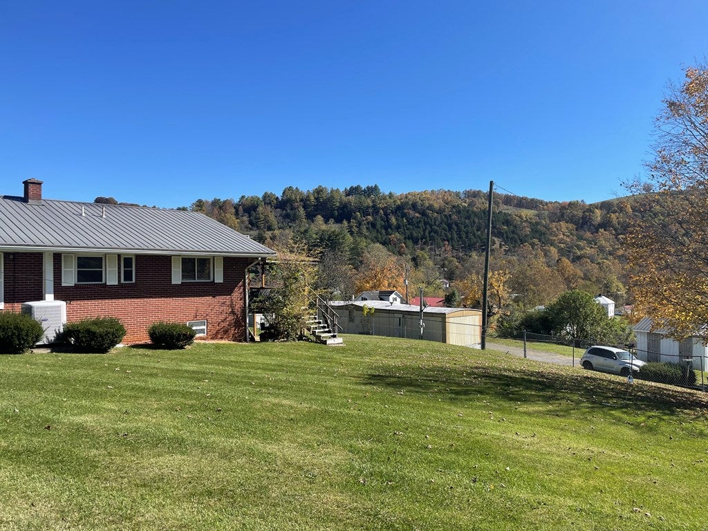 115 Old Honaker Road Honaker, VA 24260 - Photo 23 of 28 Gallery Image 23