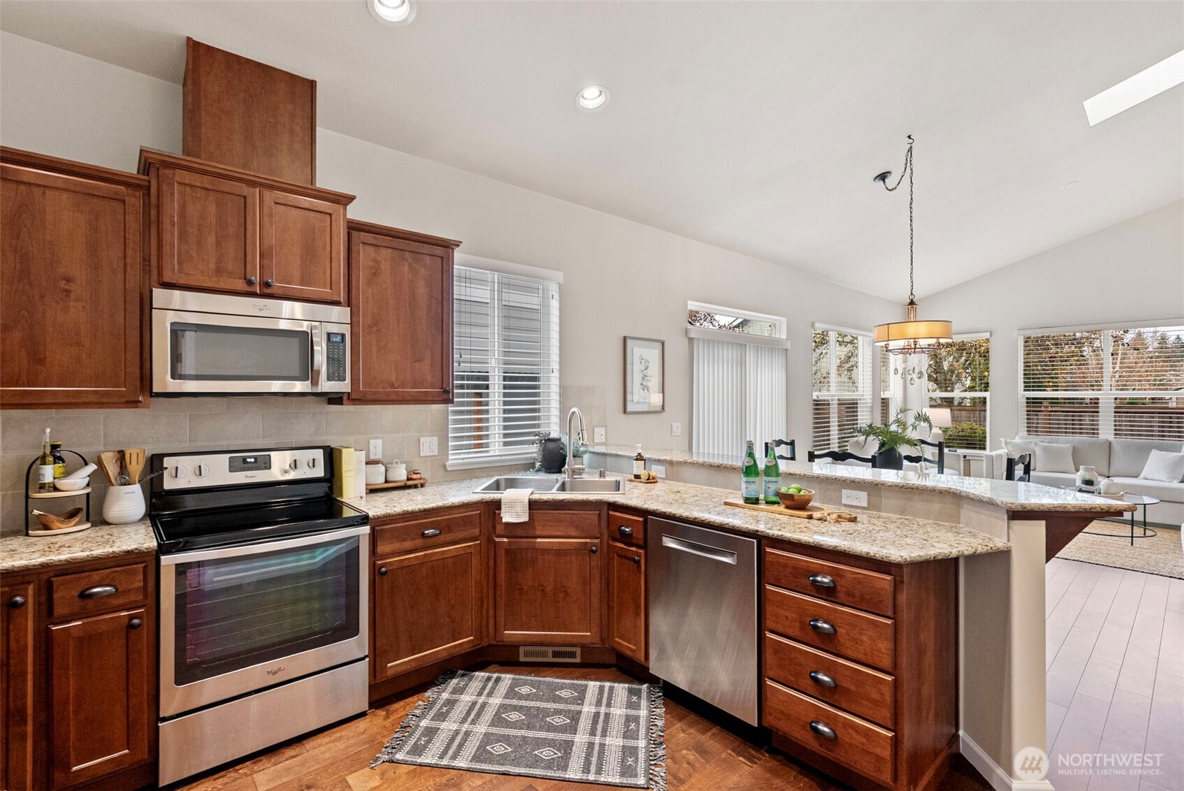 4563 Rochelle Street Southeast Lacey, WA 98503 - Photo 8 of 27 Gallery Image 8
