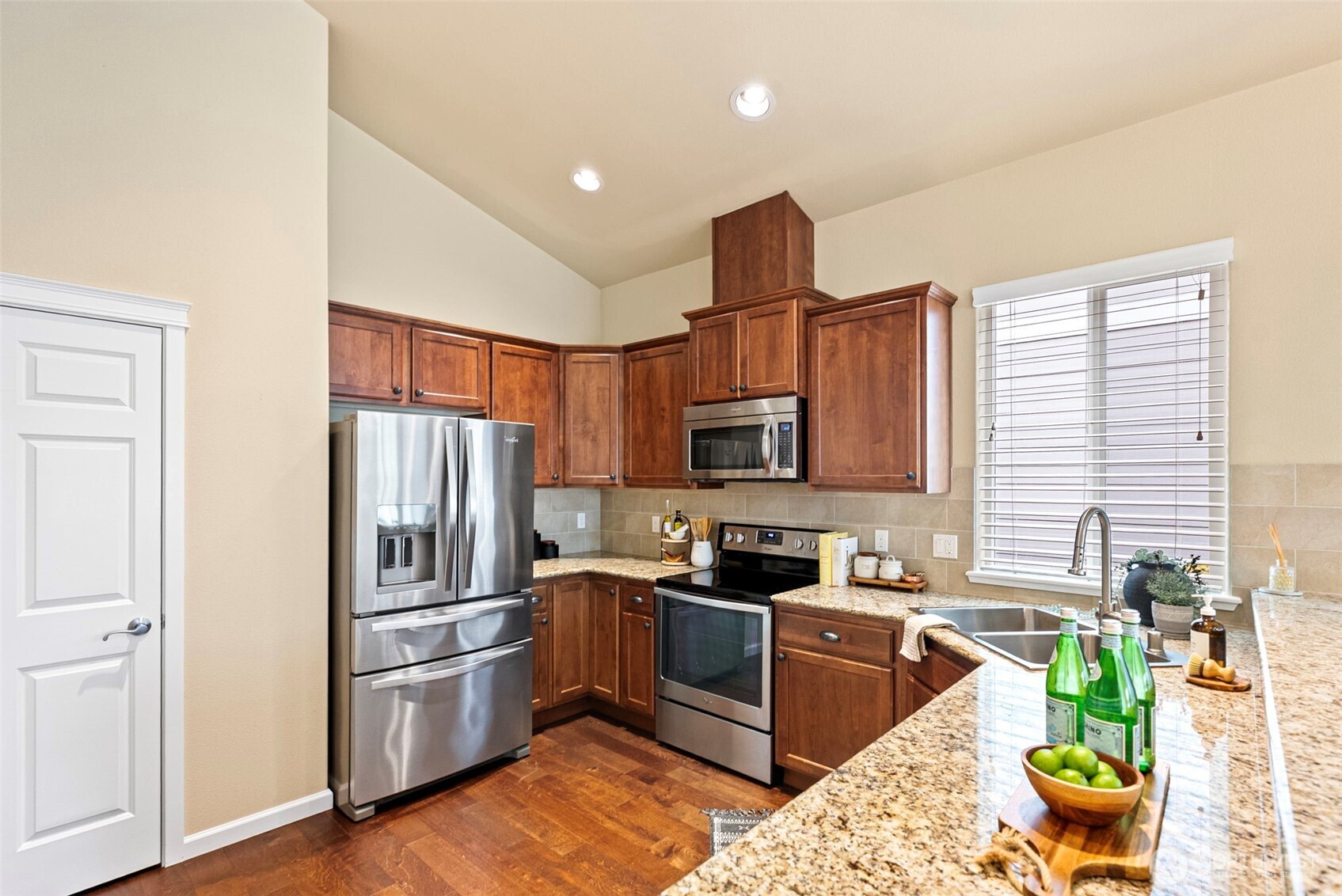 4563 Rochelle Street Southeast Lacey, WA 98503 - Photo 10 of 27 Gallery Image 10