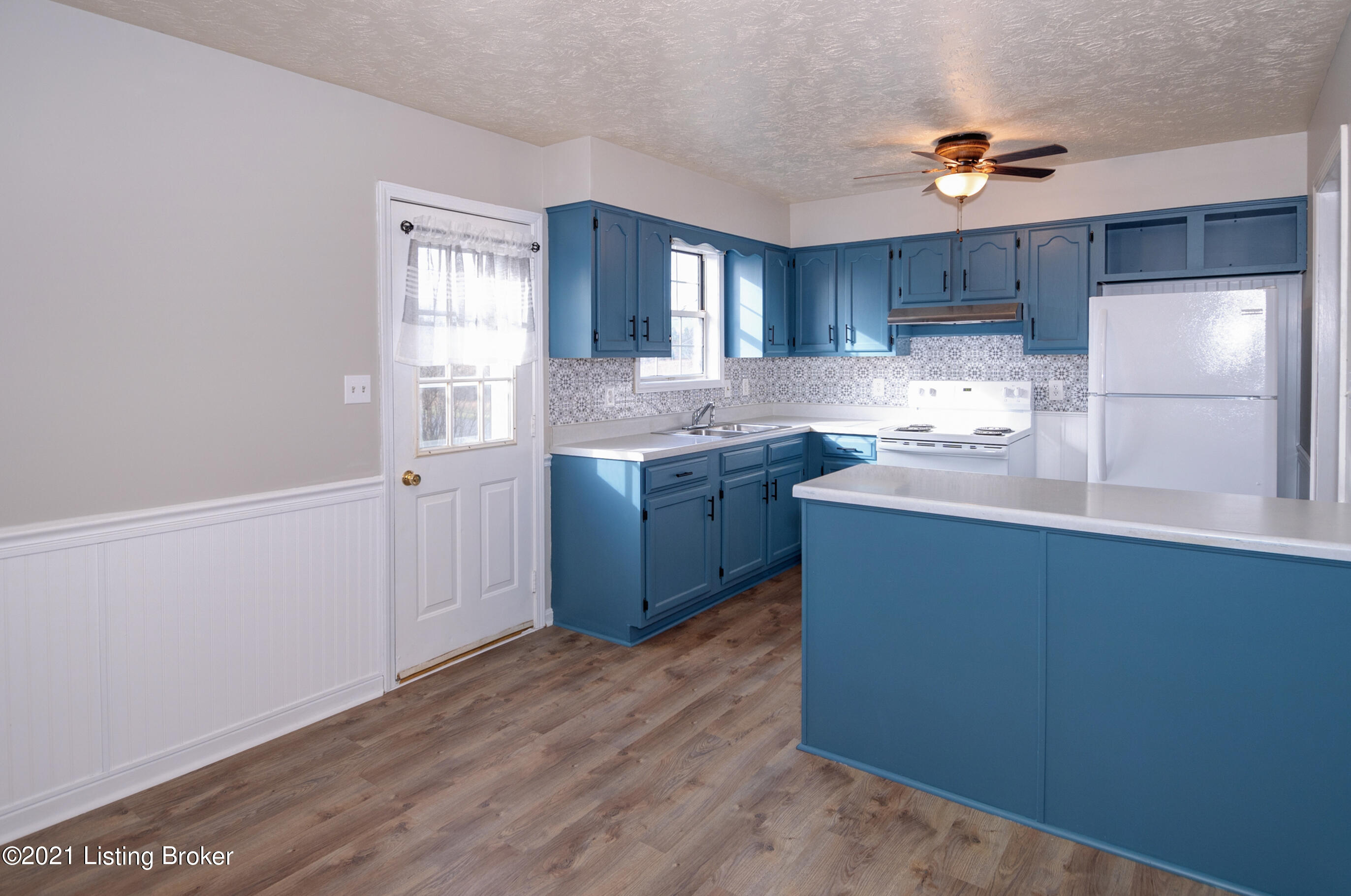 422 Lilac Road Leitchfield, KY 42754 - Photo 17 of 37 422LilacRd-13