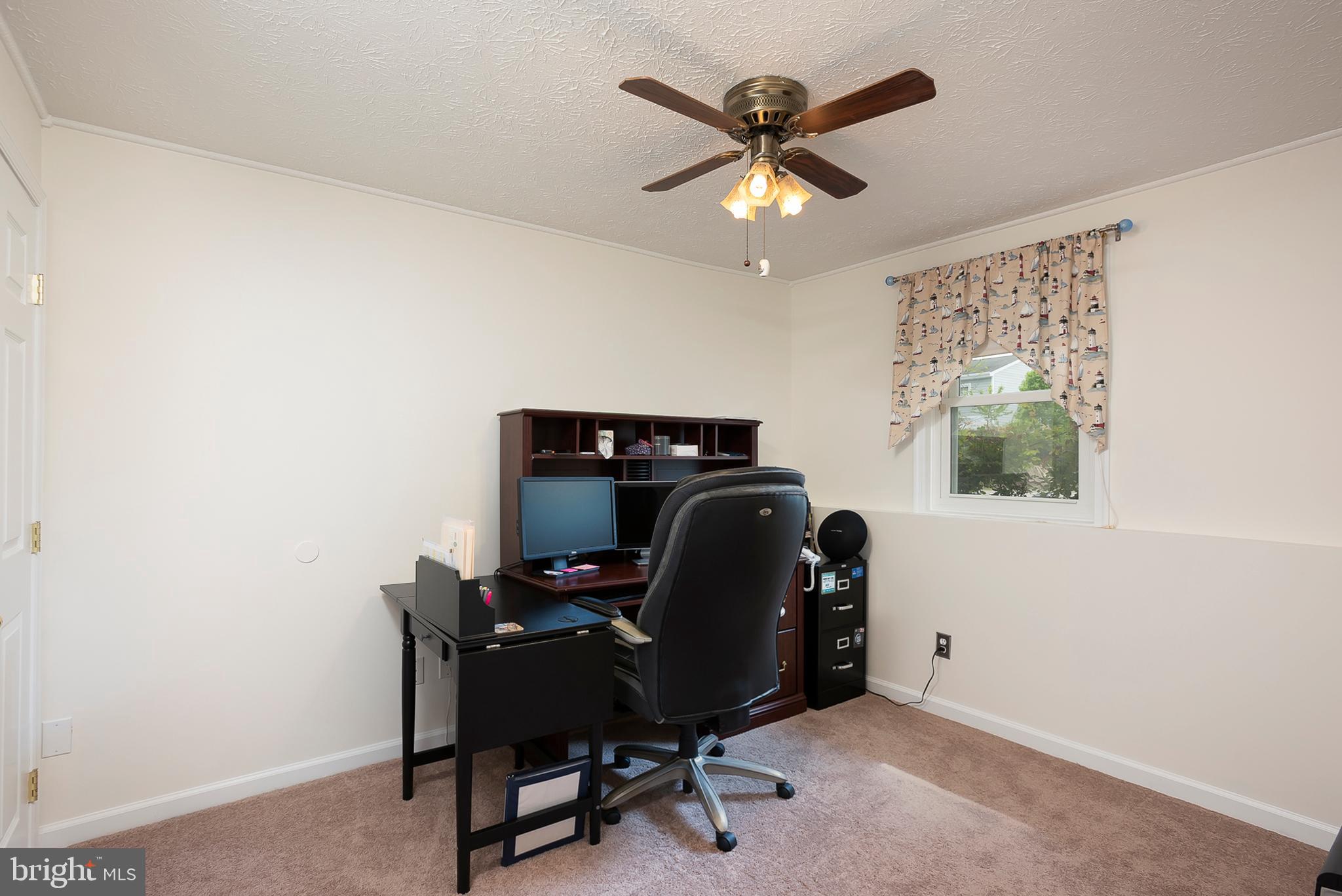 111 Bar Harbor Road Pasadena, MD 21122 - Photo 22 of 35 Bedroom 4/Optional Office