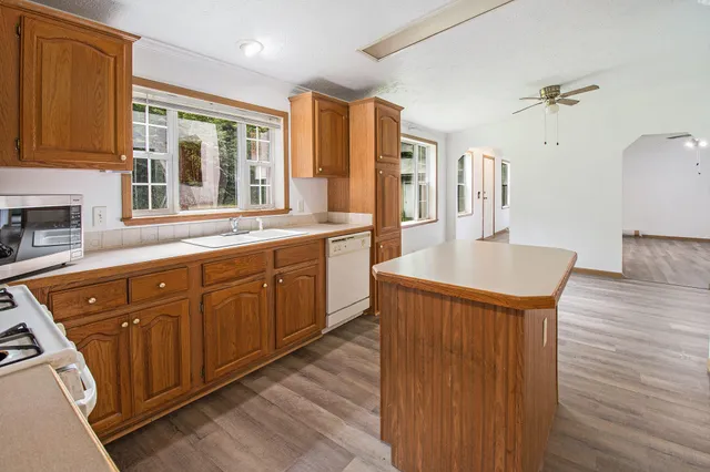 $200,000 | 31588 West Birch Shores Drive, Trout Lake, MI 49793