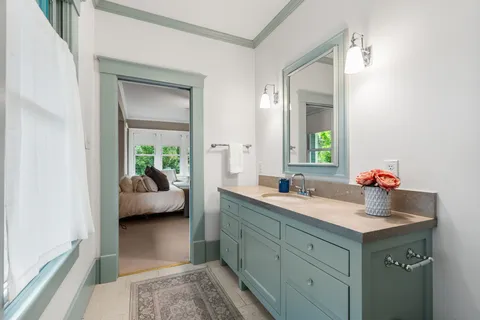 $1,195,000 | 3012 Beauchamp Street, Houston, TX 77009