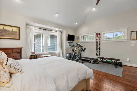 $1,195,000 | 3012 Beauchamp Street, Houston, TX 77009