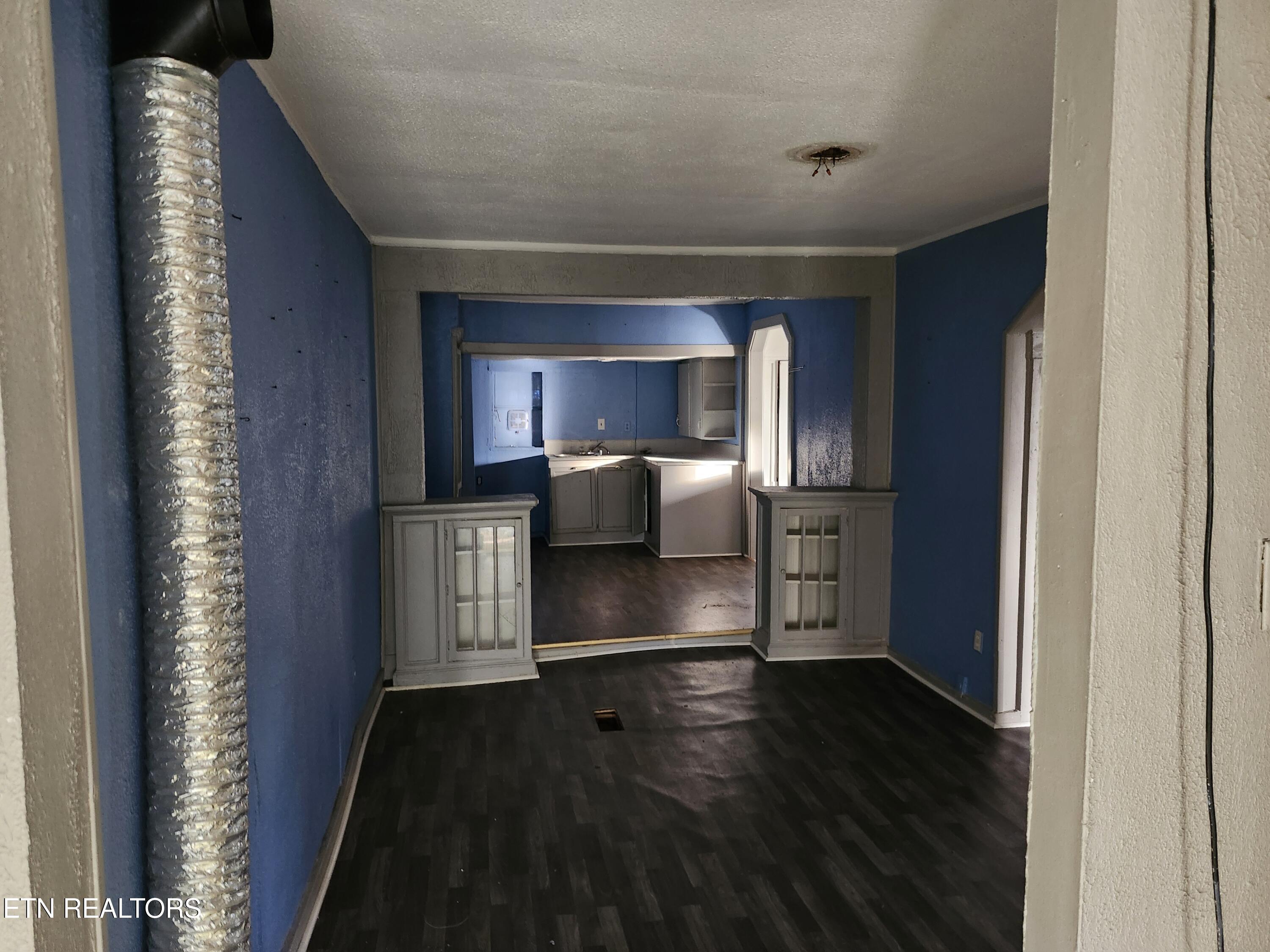 722 Hendrickson Street Clinton, TN 37716 - Photo 9 of 13 1000044402