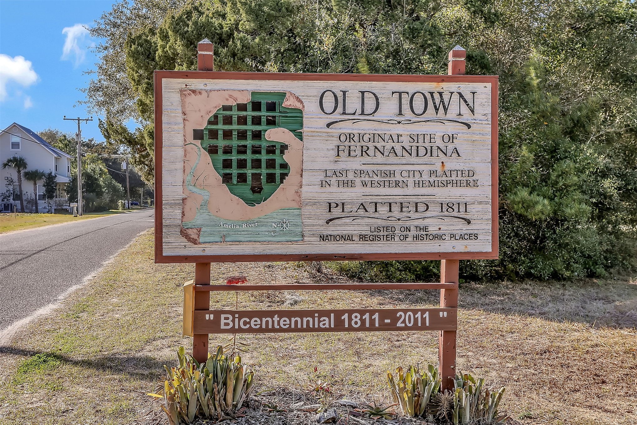 1111 White Street Fernandina Beach, FL 32034 - Photo 77 of 82 a sign on the side of a building