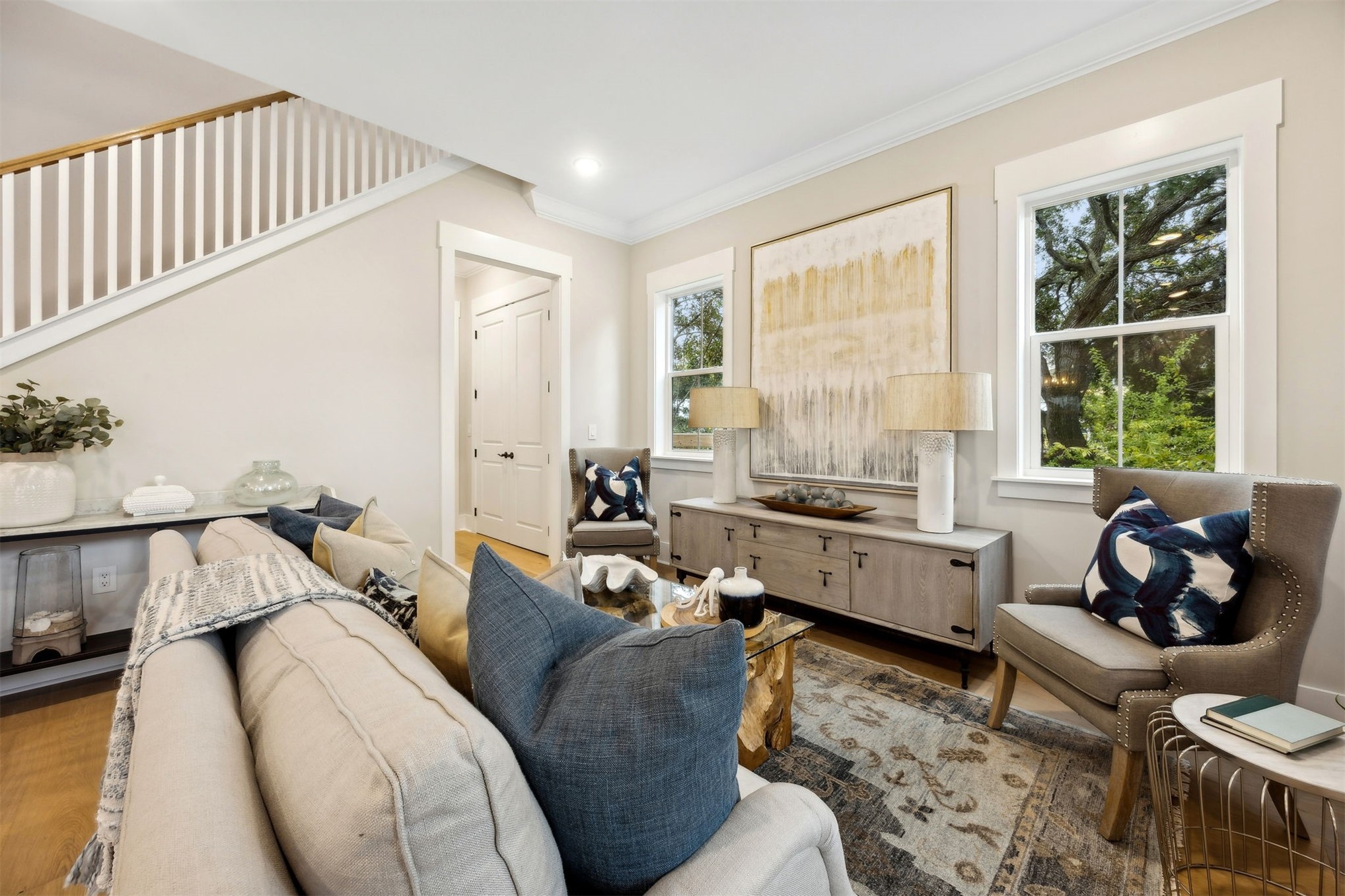 1111 White Street Fernandina Beach, FL 32034 - Photo 8 of 82 a living room with furniture and a window