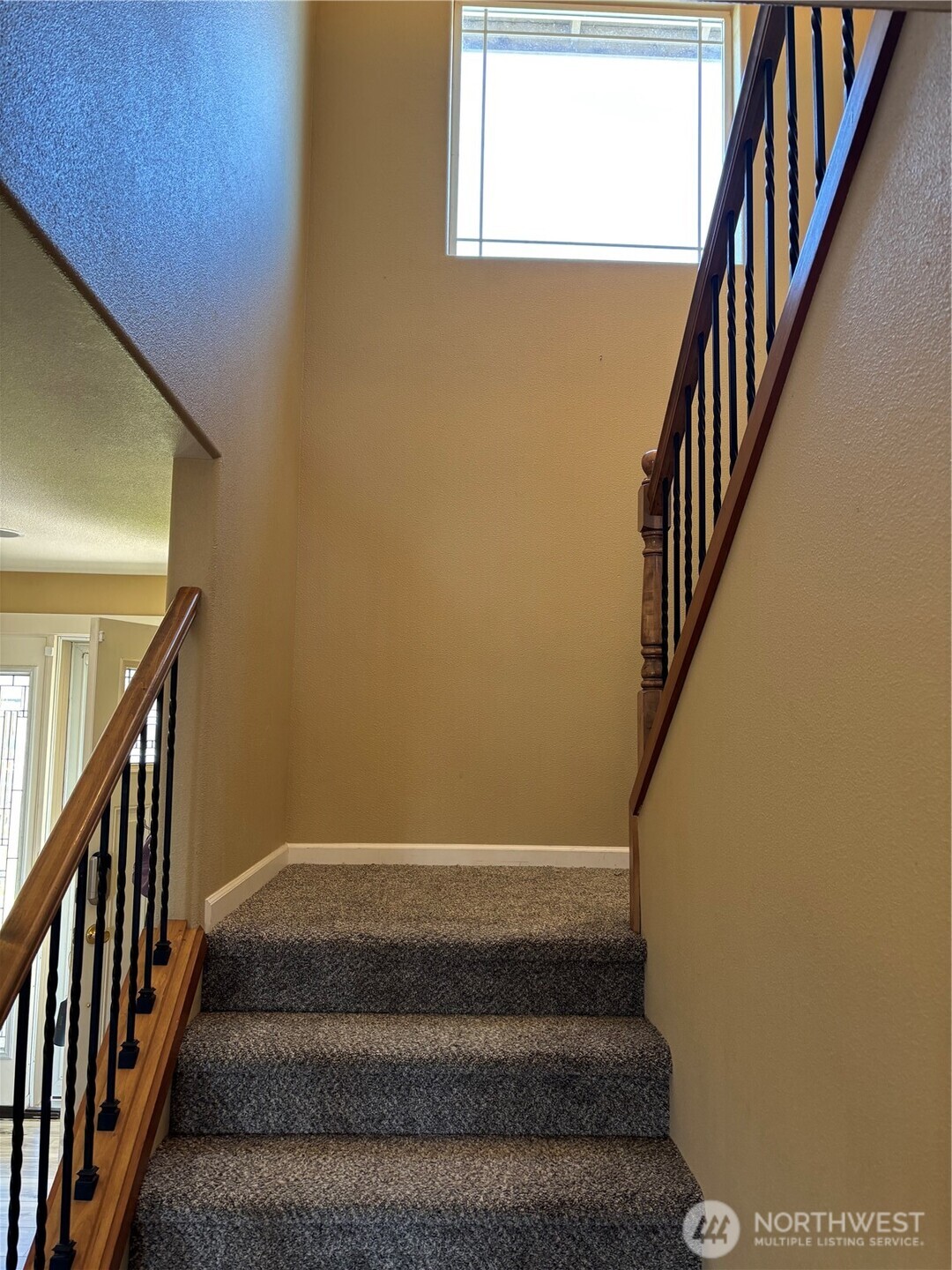 909 Polo Ridge Moses Lake, WA 98837 - Photo 18 of 27 a view of entryway