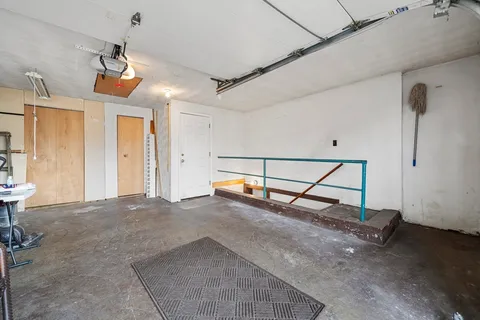 $579,000 | 276 Oak Street, Brockton, MA 02301