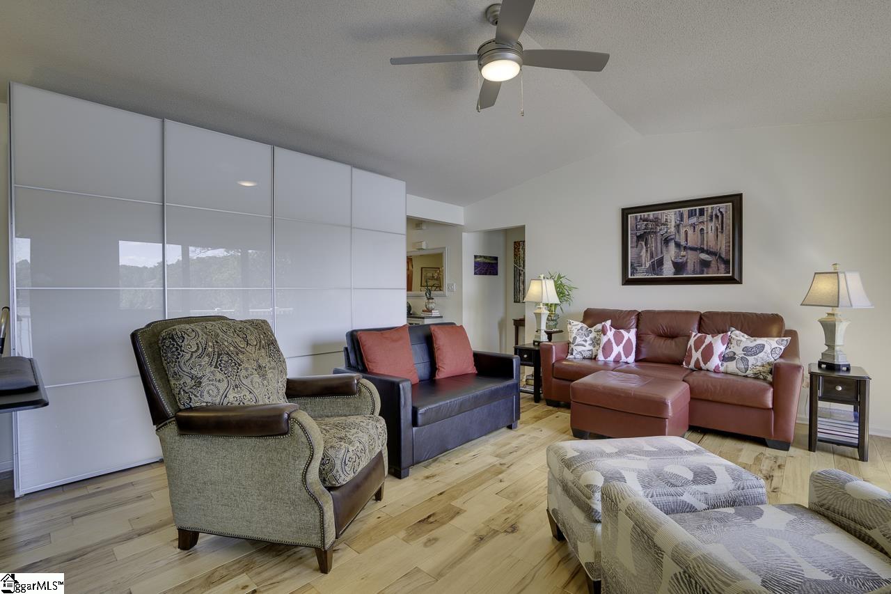 196 Edgewater Road Inman, SC 29349 - Photo 13 of 36
