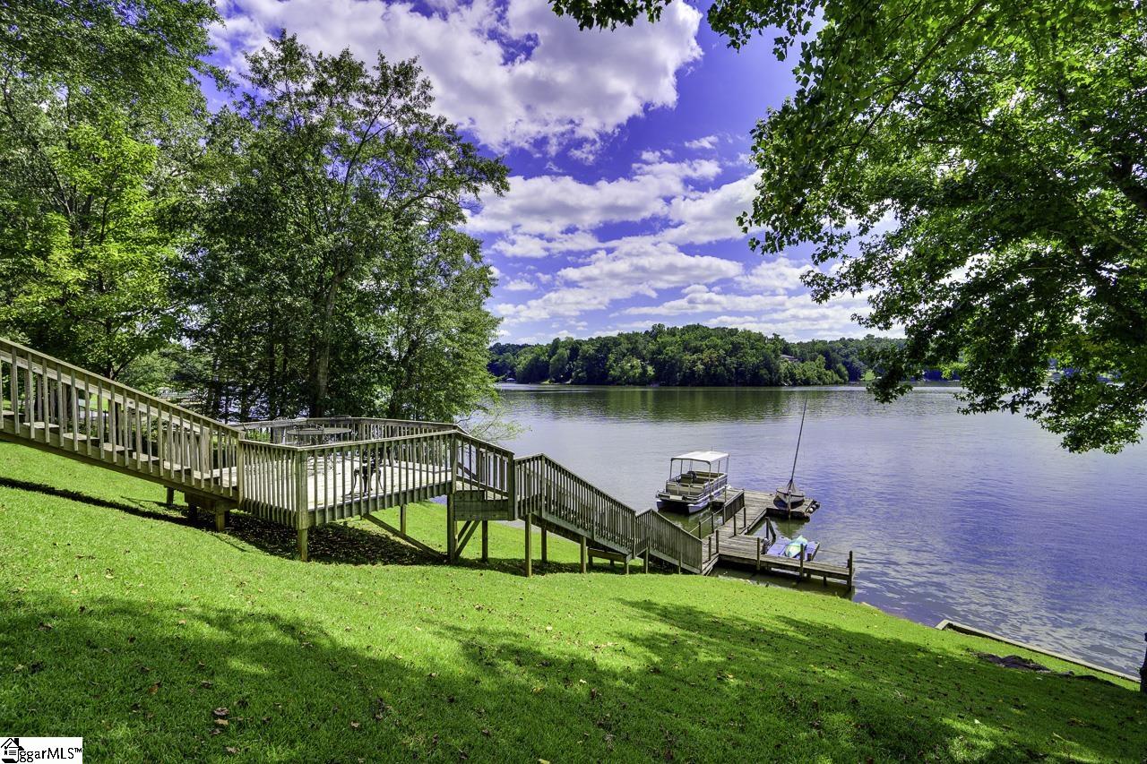 196 Edgewater Road Inman, SC 29349 - Photo 9 of 36