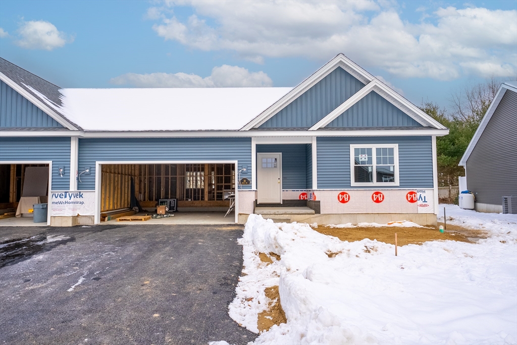 a view of the house with entertaining space