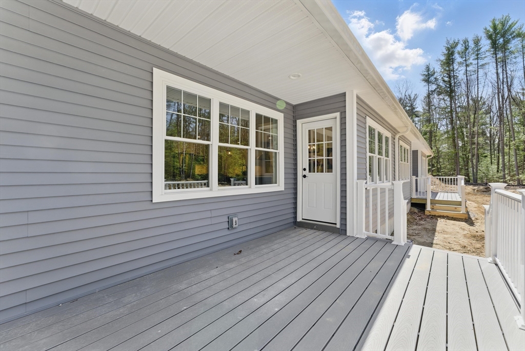 18 Nicols Way, Unit 18 Easthampton, MA 01027 - Photo 32 of 36