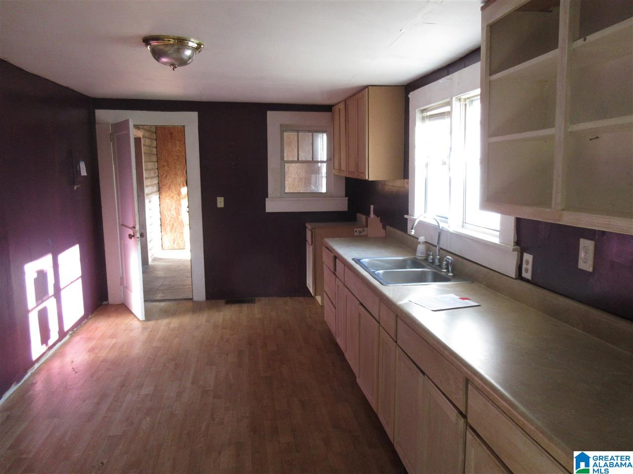 31 Collins Street Bessemer, AL 35020 - Photo 5 of 9