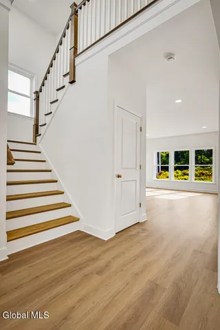 $744,900 | 11 Stone Crk Drive, East Greenbush, NY 12144