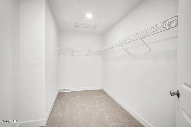 $744,900 | 11 Stone Crk Drive, East Greenbush, NY 12144