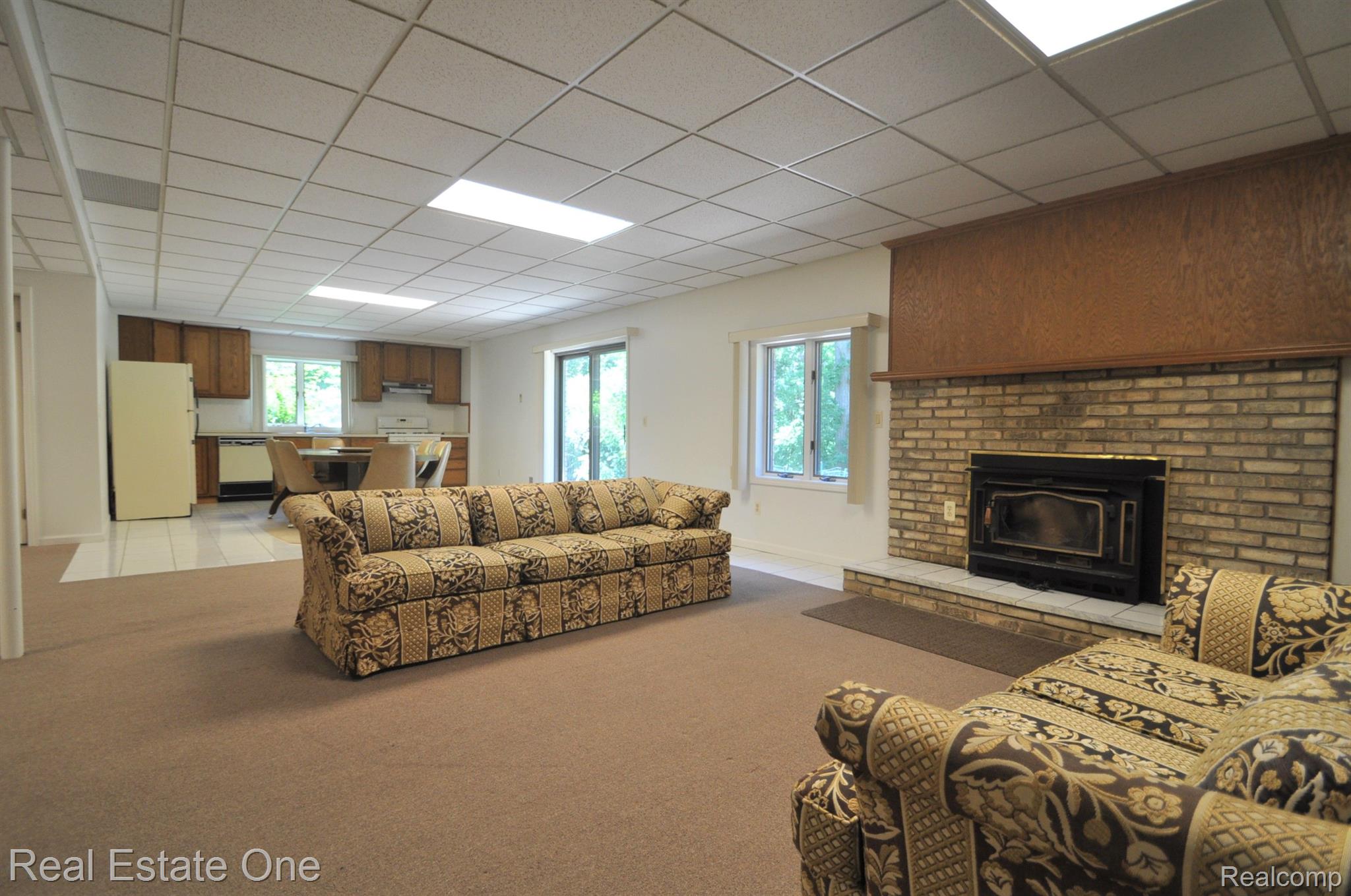 2185 Clinton View Circle Rochester, MI 48309 - Photo 21 of 36 Gallery Image 21