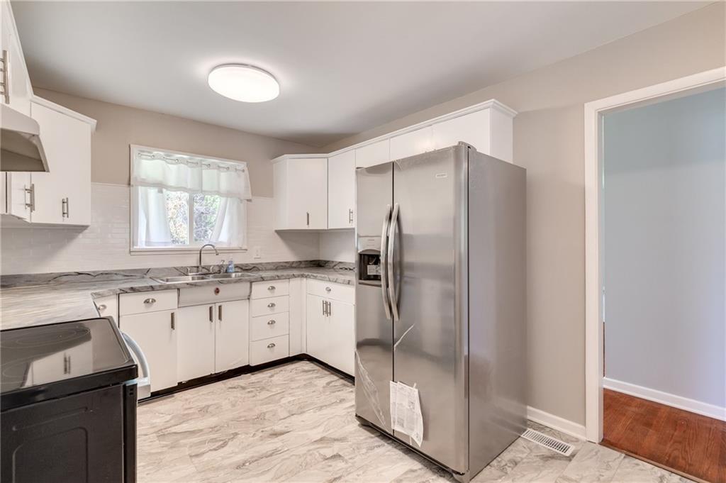1005 Bristol Road Carmel, IN 46280 - Photo 14 of 20 Gallery Image 14