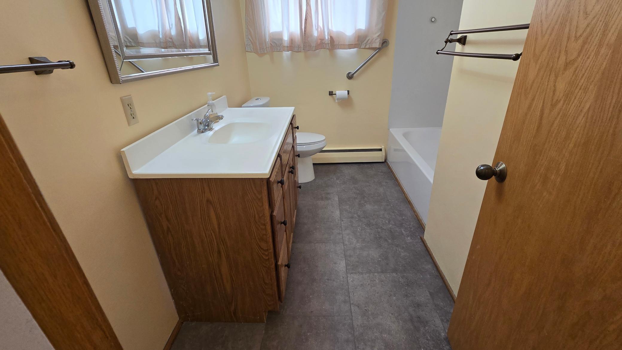 305 20th Street Northwest Austin, MN 55912 - Photo 19 of 30
