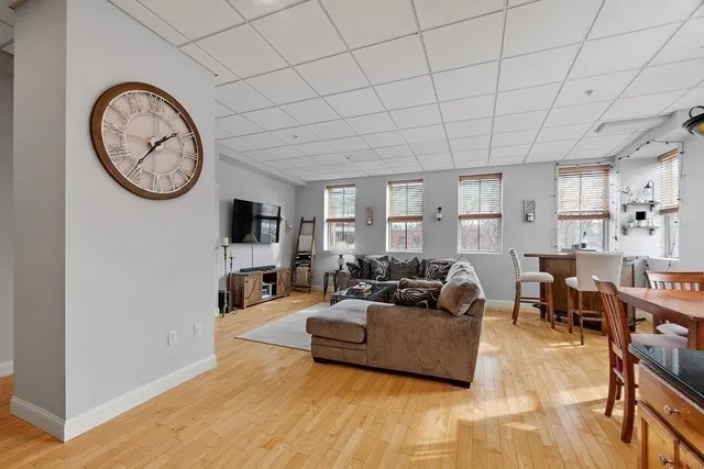 $285,000 | 24 Washington Street, Unit 402, Haverhill, MA 01832