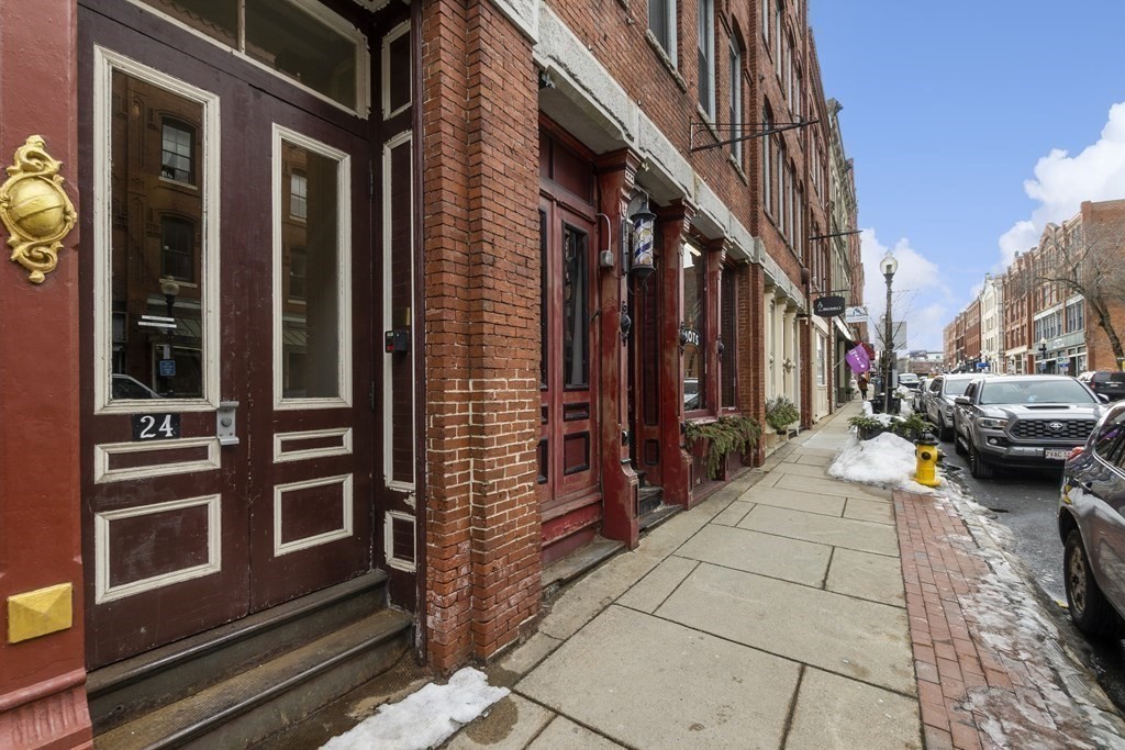 24 Washington Street, Unit 402 Haverhill, MA 01832 - Photo 23 of 24